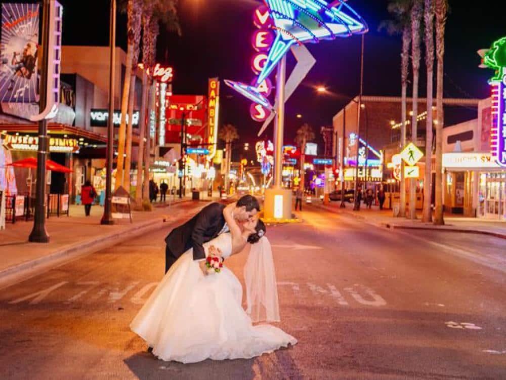 Fremont Street Wedding - Mon Bel Ami